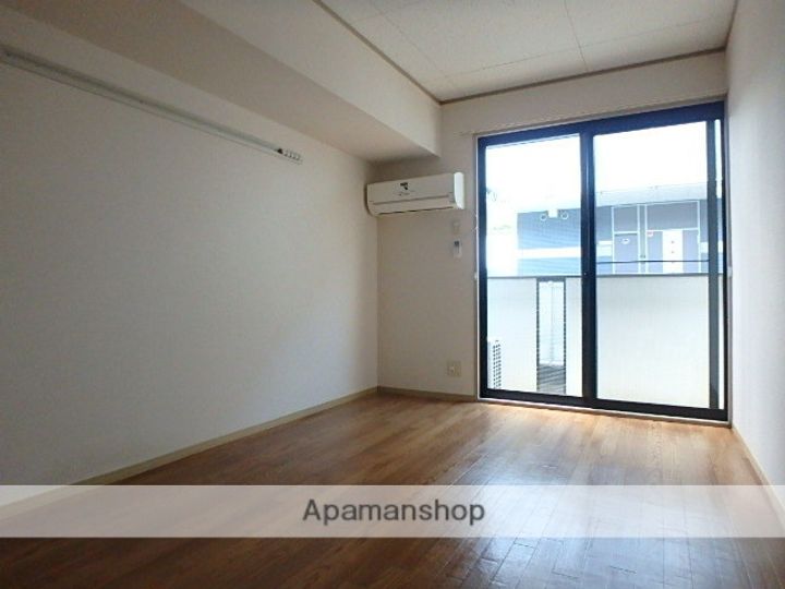 クリオコート21205の居間