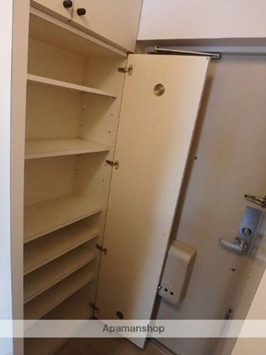 TOP川口第一212の玄関