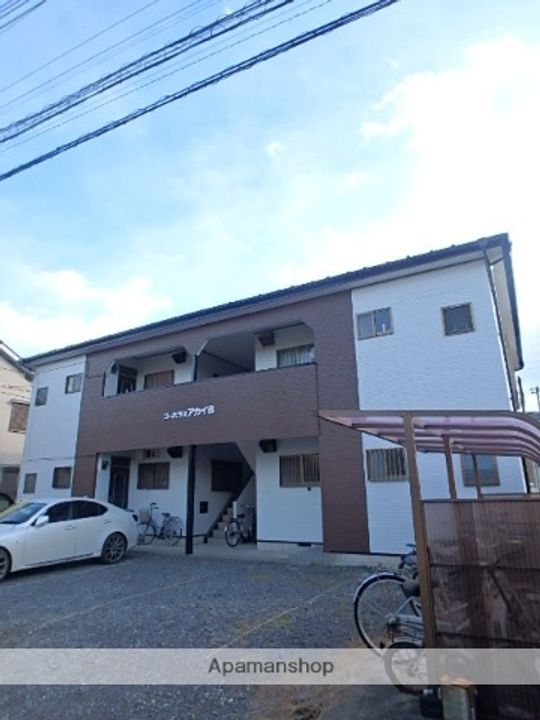 コーポラスアカイA棟の外観