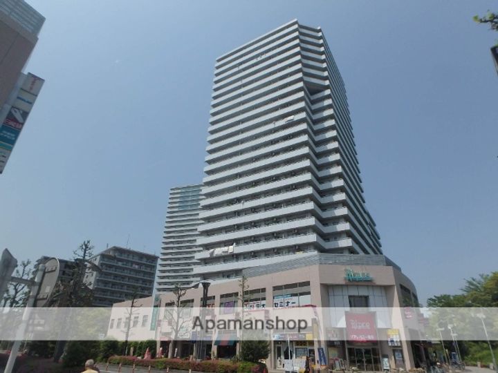リプレ川口一番街1号棟の外観