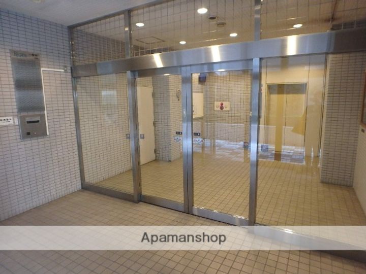 リプレ川口一番街1号棟の外観