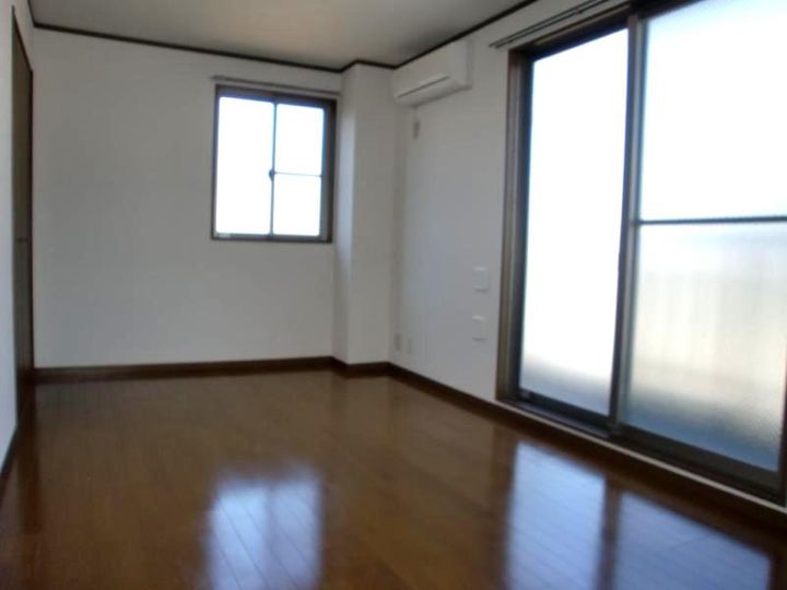 アンプルール フェール HORIZONの居間