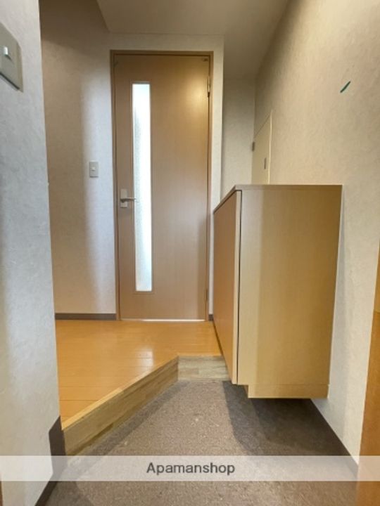 AKマンション301の玄関