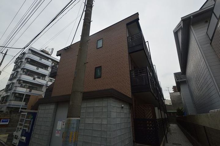 アウリオンの外観