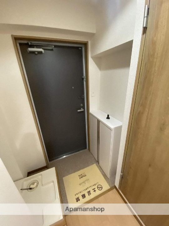 川口プラザG408の玄関