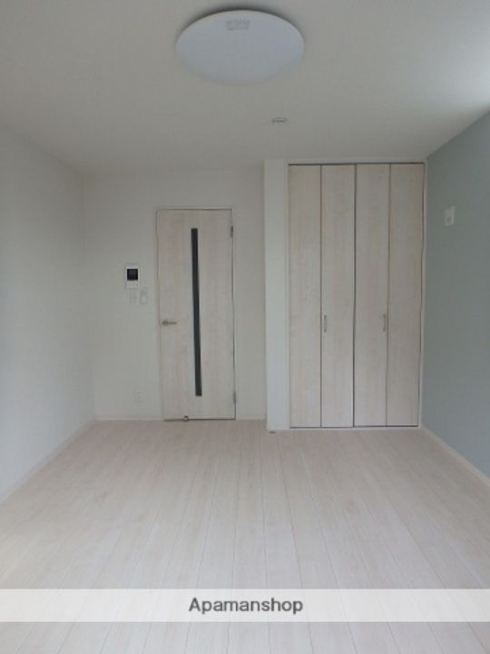 レオパレスグランディ朝日の居間