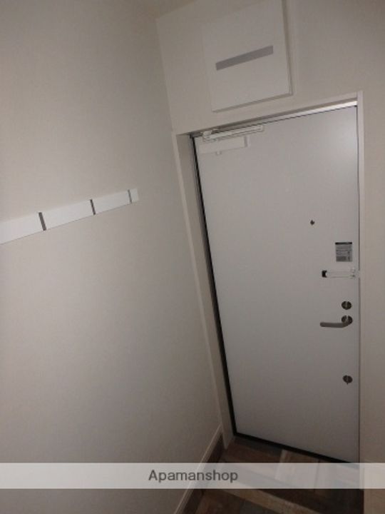 レオパレスグランディ朝日の玄関