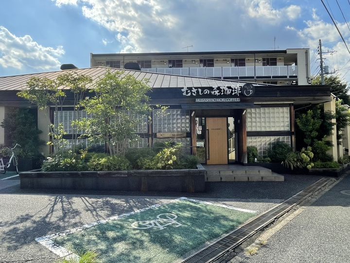 CASTーMETALの周辺