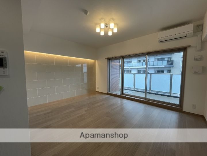 プレジオ川口の居間