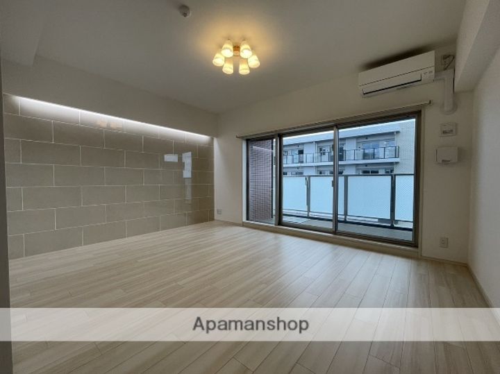 プレジオ川口の居間