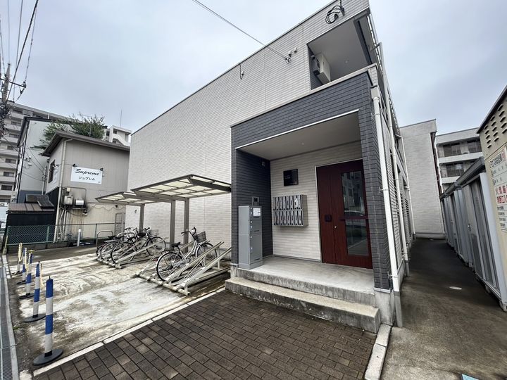 リブリ・すみれ草の外観