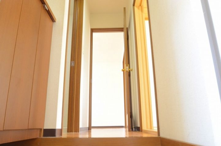 グランハイム野崎202号室の内装