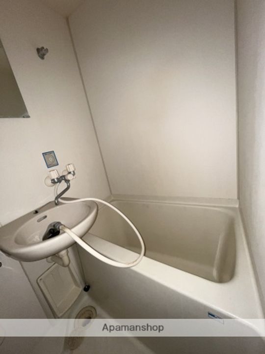 ロイヤルヒルズ101の風呂