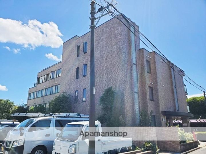 レフィーニ大宮盆栽町の外観