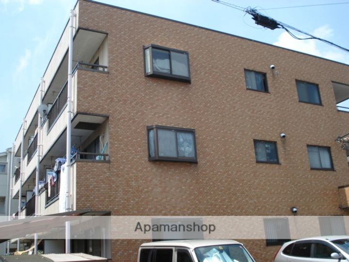 クリスタルマンション土呂の外観