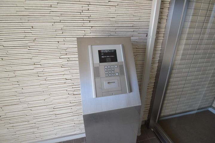 シャルマンの外観