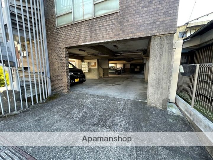 上峰マンション与野201の外観