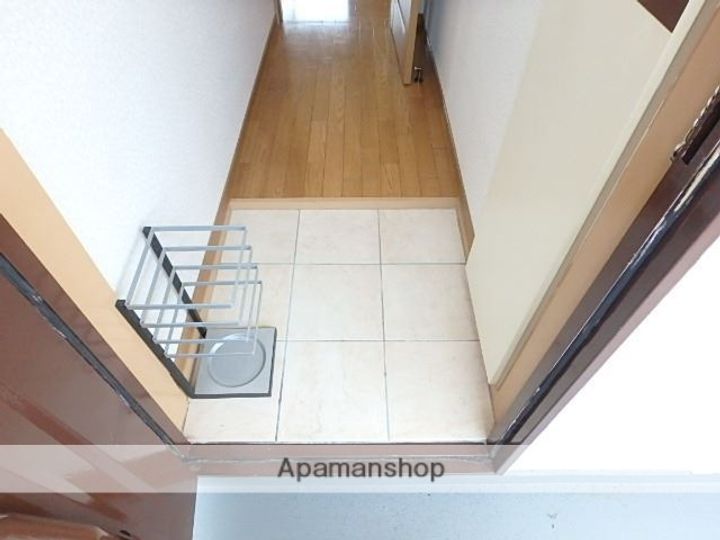 埼玉県さいたま市浦和区上木崎7丁目の賃貸マンションの玄関