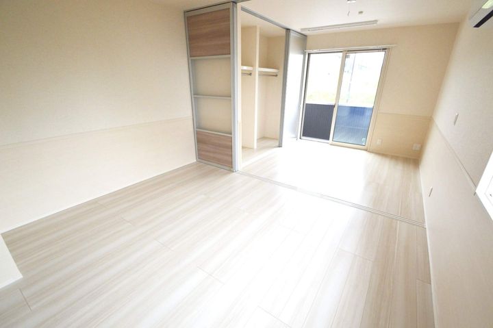 エミナーレ西大宮205の内装