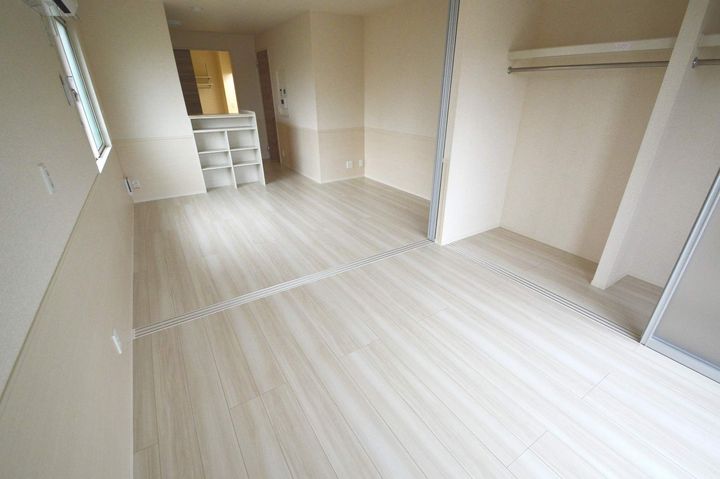 エミナーレ西大宮205の内装