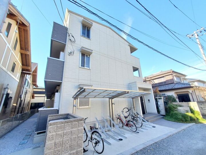 サンセール氷川の外観