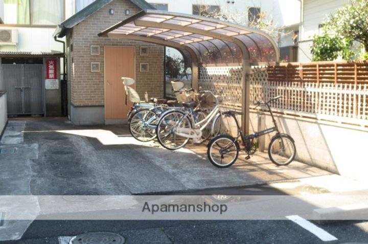 埼玉県さいたま市浦和区上木崎7丁目の賃貸マンションの外観