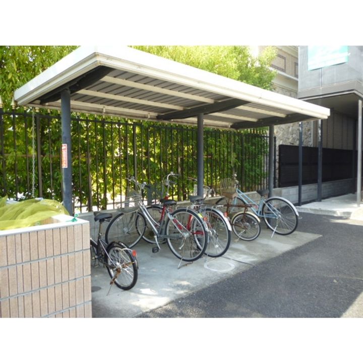 GRANCEED KOMIYAの外観