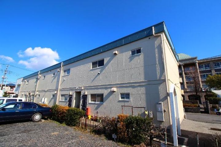 エステート山崎102の外観