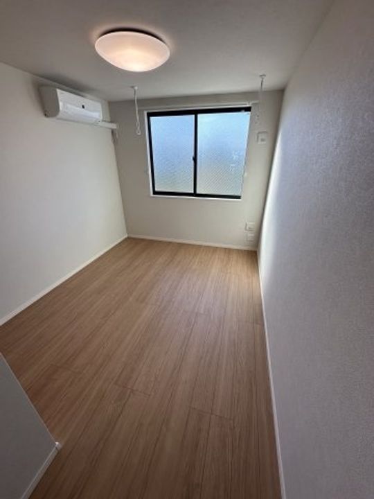 キャメル北越谷4の居間