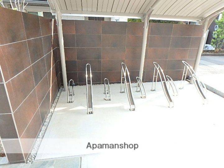 グランレーヴ大宮の外観