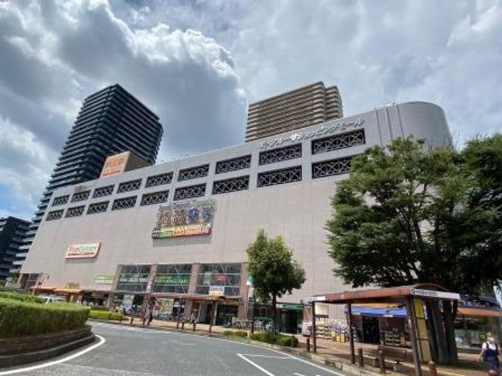 コンフォールの周辺