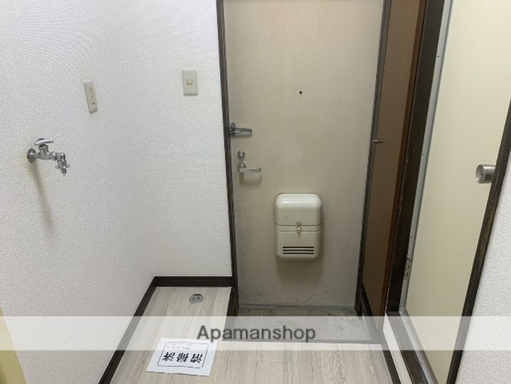 マロンハイツⅡの玄関