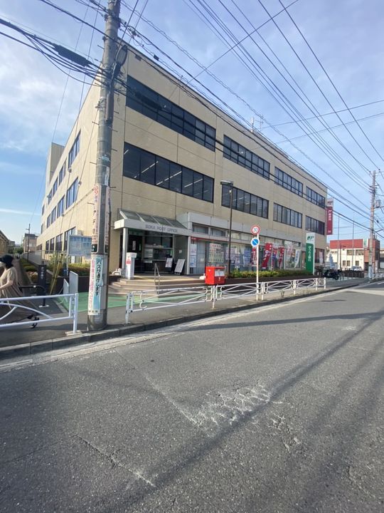 ジュネス4の周辺