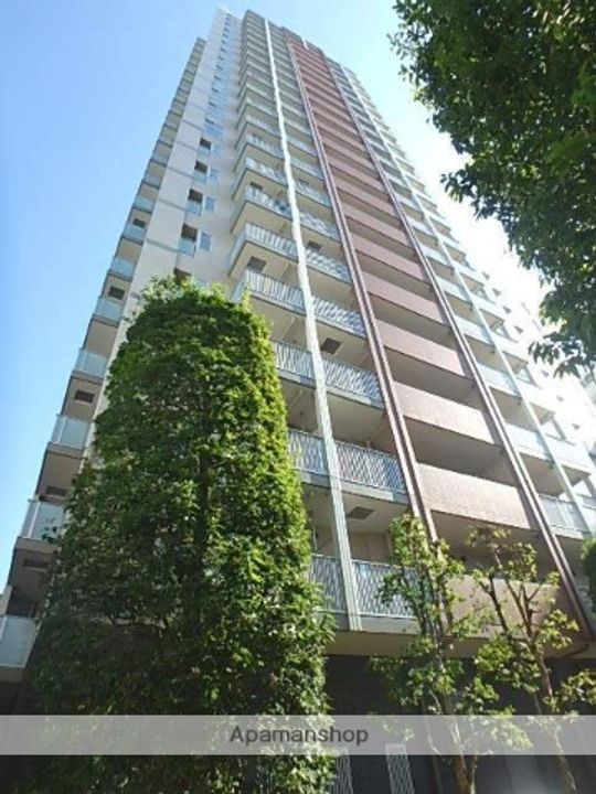 THE OMIYA TOWERS WESTの外観