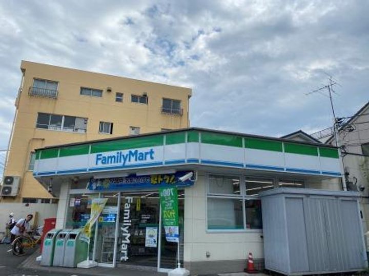 カーサ ヴェンティの周辺