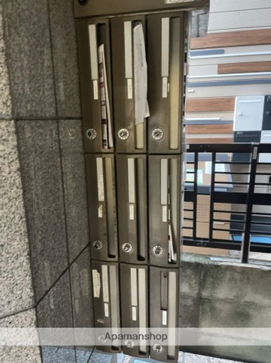 埼玉県さいたま市南区南浦和2丁目の賃貸マンションの外観