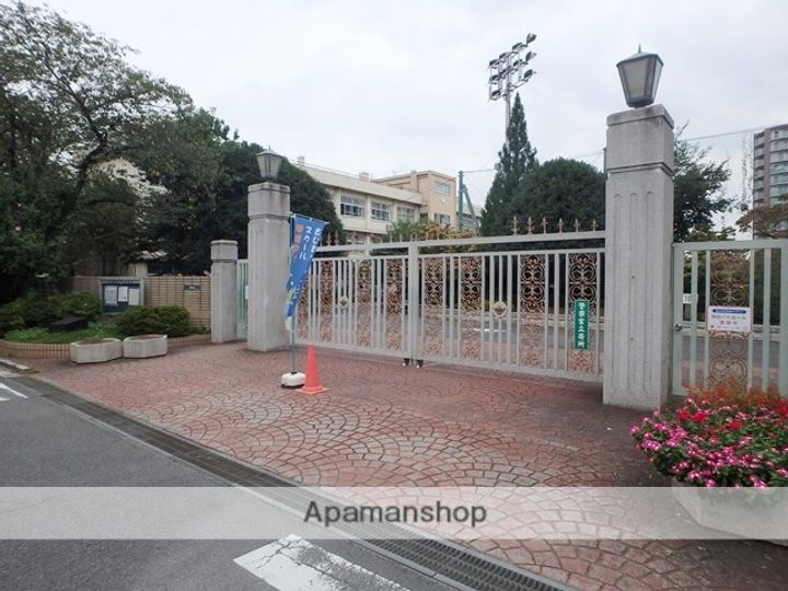 埼玉県さいたま市浦和区領家2丁目の賃貸アパートの周辺