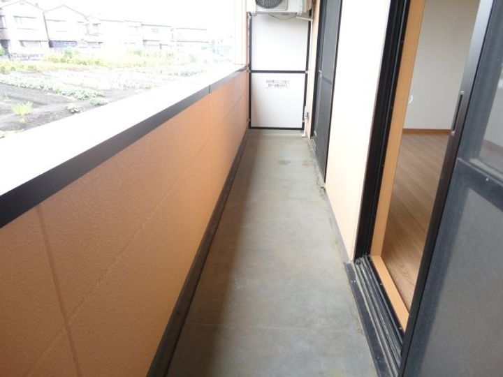 TIARA(ティアラ)の内装