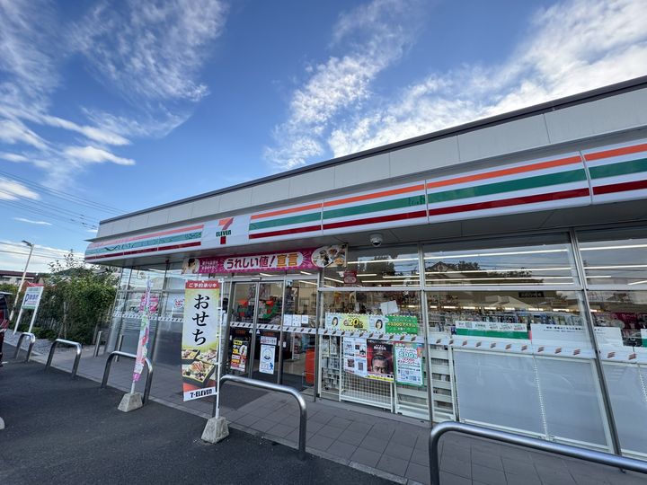 TIARA(ティアラ)の周辺