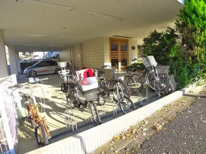 グランステージ東浦和の外観