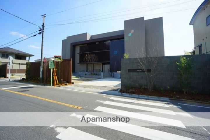 埼玉県さいたま市浦和区駒場1丁目の賃貸マンションの外観