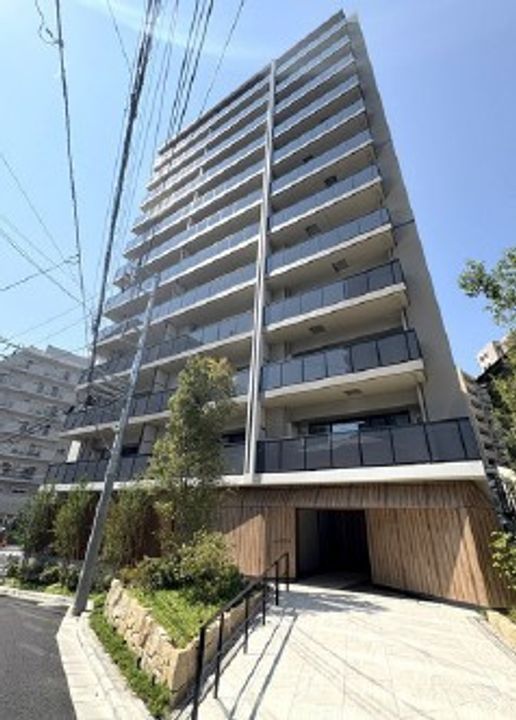 埼玉県さいたま市浦和区仲町2丁目の賃貸マンションの外観