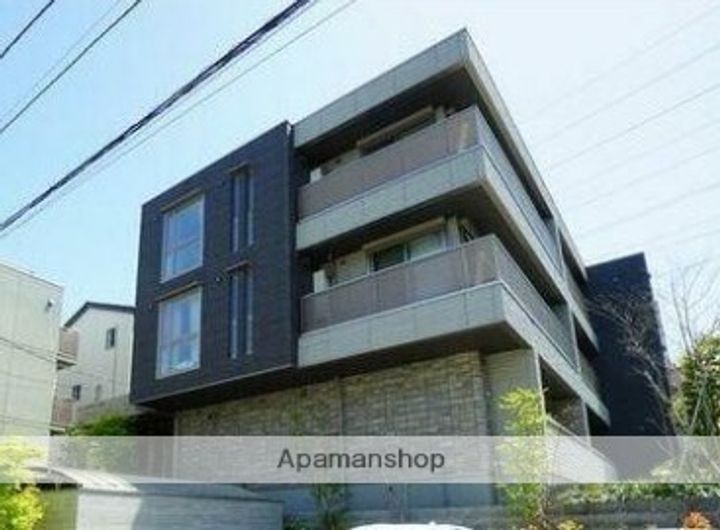 埼玉県さいたま市緑区東浦和4丁目の賃貸マンションの外観