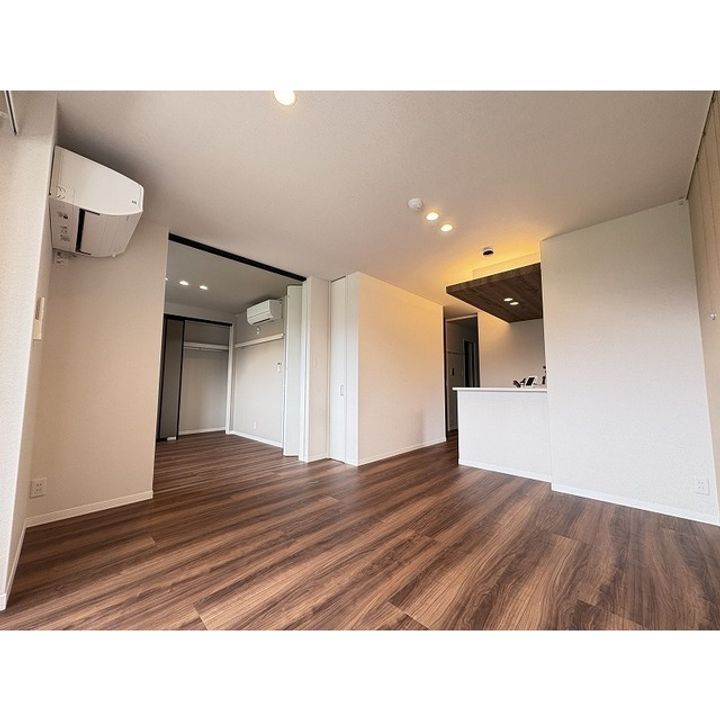 ヴィラケーパ202号室の居間