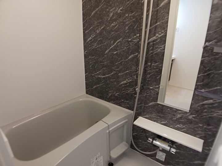 シャノワールの風呂