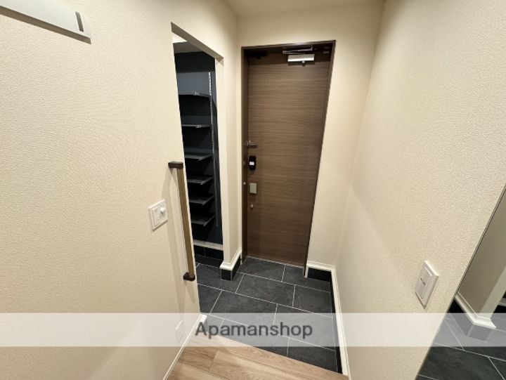 カーサ ビアンカ ブルーの玄関