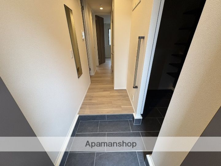 カーサ ビアンカ ブルーの玄関