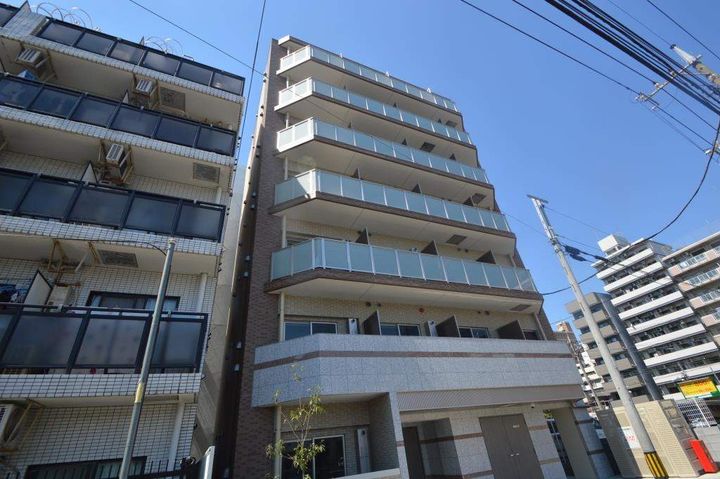 REXZY西川口AZⅡの外観