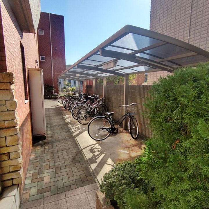 ZCO並木ビル2ND305号室の外観