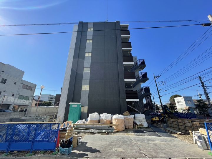 埼玉県川口市西青木1丁目の賃貸マンションの外観